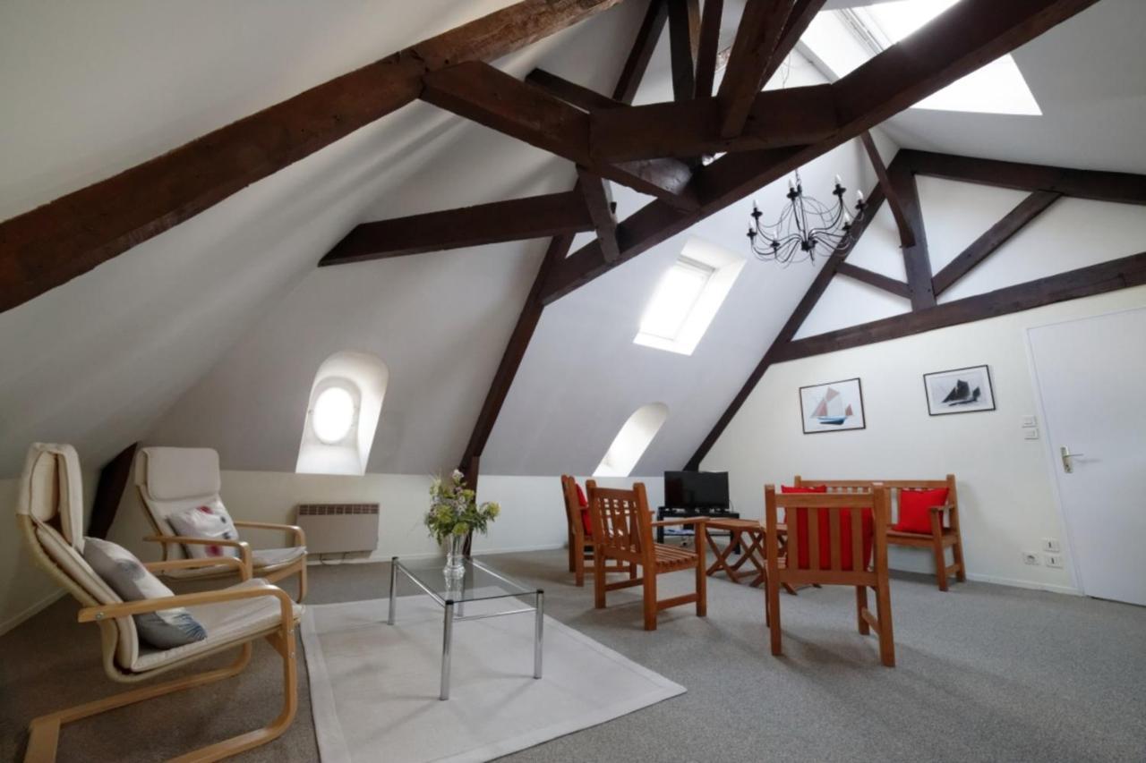 With Mezzanine In The Heart Of Appartement